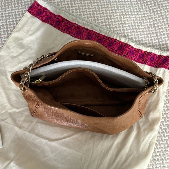 Tory Burch Tan Marion Leather Center Zip tote - Picture 4 of 7